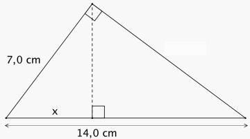 Stor trekant der den lengste siden er 14,0 cm og den korteste er 7,0 cm. Det felles ned normal på den lengste siden. Den korteste siden i den nye lille rettvinklede trekanten er x.